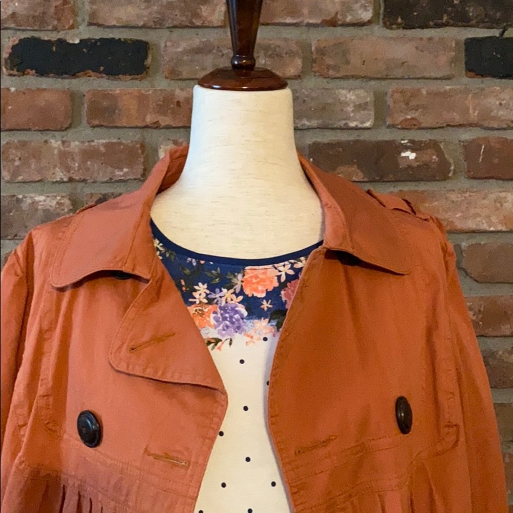 SOLD!!! Women’s new short sleeve top